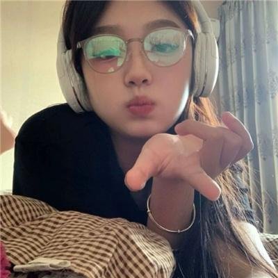 五个女生